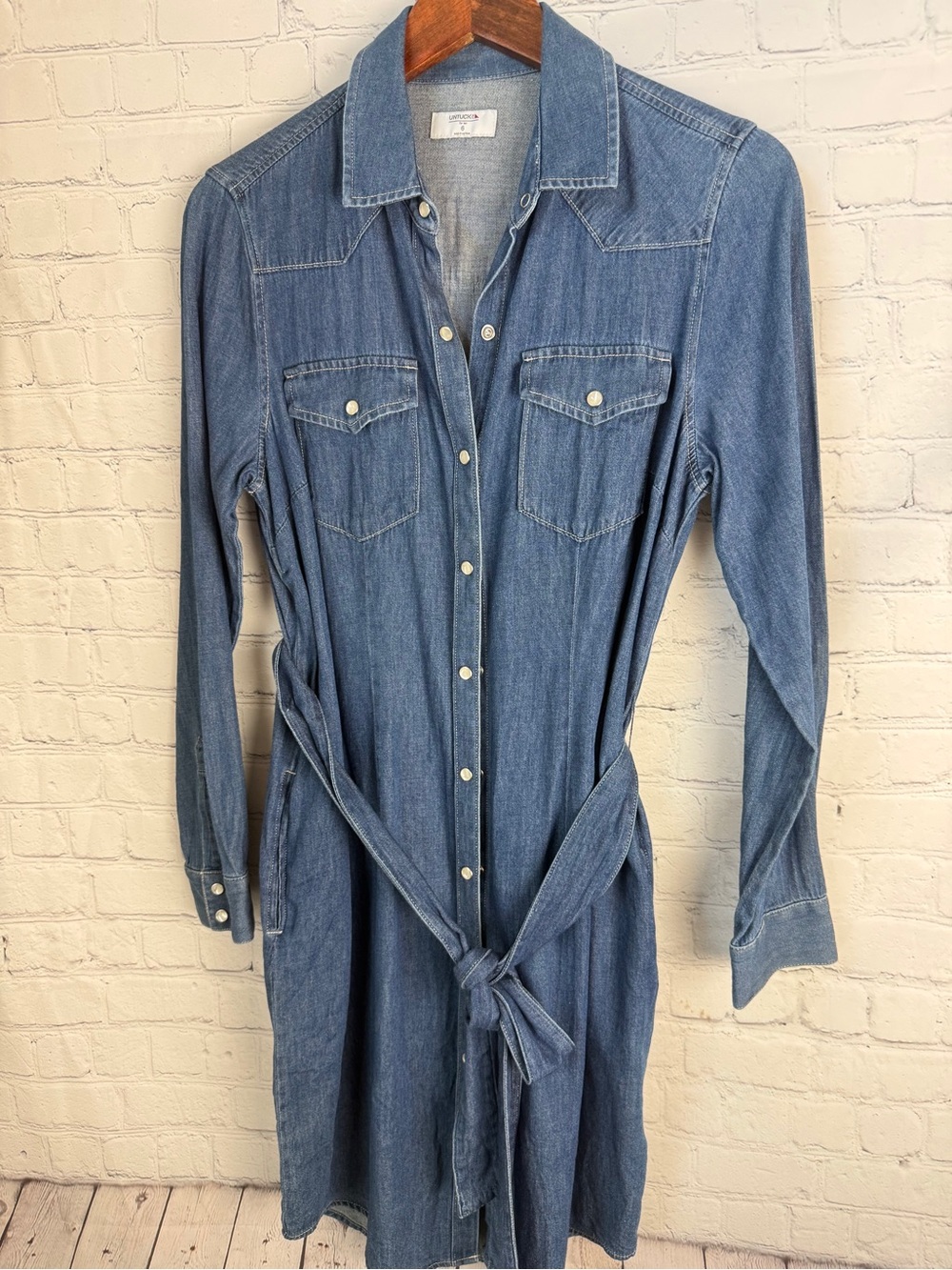UNTUCKit Jean Button Down Dress Small - Picture 7 of 12